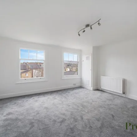 Rent this 1 bed apartment on 75 Hamilton Road in London, SE27 9RZ