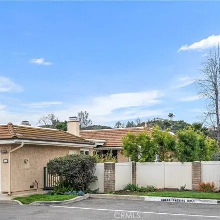 Image 2 - 2178 Crespi Lane, Thousand Oaks, CA 91361, USA - Condo for sale