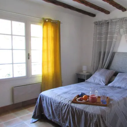 Rent this 2 bed apartment on 34400 Saint-Sériès