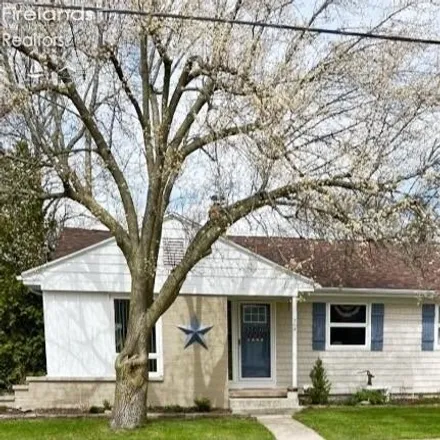 Buy this 3 bed house on 510 Alice Street in Port Clinton, OH 43452
