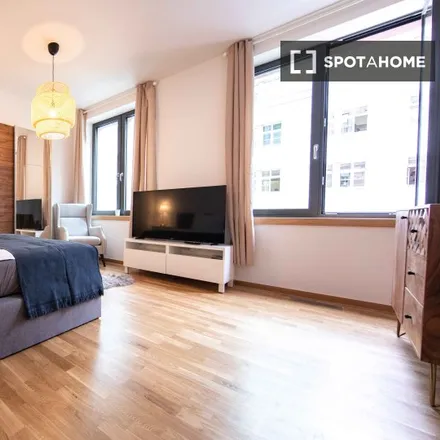 Rent this 5 bed room on Berliner Straße in 60311 Frankfurt, Germany