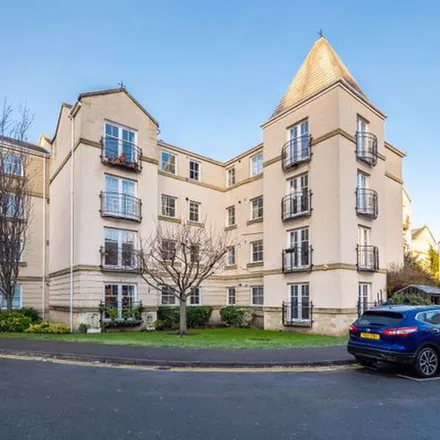 Rent this 3 bed apartment on Bellevue Medical Centre in 26 Huntingdon Place, City of Edinburgh