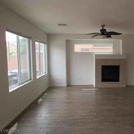 Image 5 - 325 Sierra Breeze Ave, North Las Vegas, Nevada, 89031 - House for rent