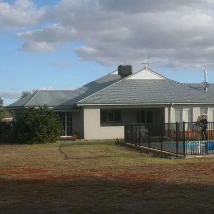 Rent this 4 bed house on North Tamworth NSW 2340