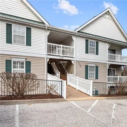Rent this 2 bed condo on 1101 Arbor Creek Drive in Keyes Summit, Saint Louis County