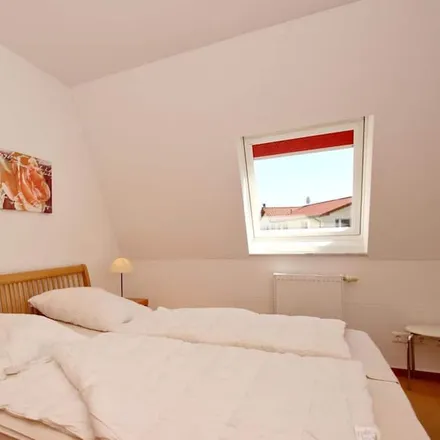 Rent this 2 bed apartment on Wiekstraße in 18569 Gingst, Germany