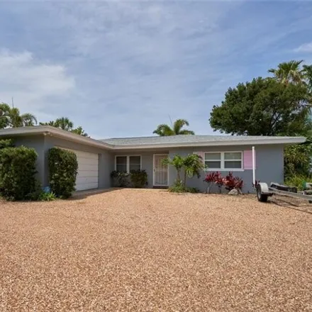 Image 2 - 4322 Holland Drive, Saint Pete Beach, Pinellas County, FL 33706, USA - House for rent
