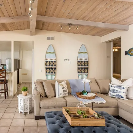 Rent this 5 bed house on Encinitas