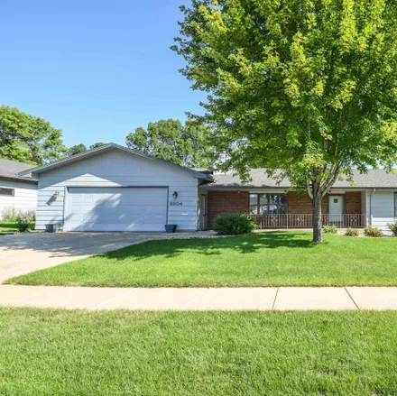 Buy this 4 bed house on 2804 East 52nd Street in Sioux Falls, SD 57103