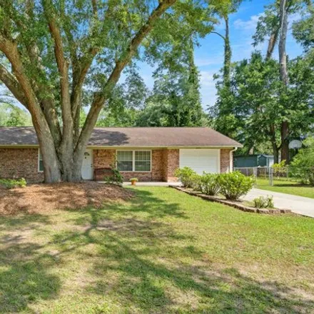 Buy this 3 bed house on 6039 Morning Mist Drive in Shell Point park, Beaufort County