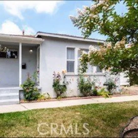 Rent this 3 bed house on 4927 Hesperia Avenue in Los Angeles, CA 91316