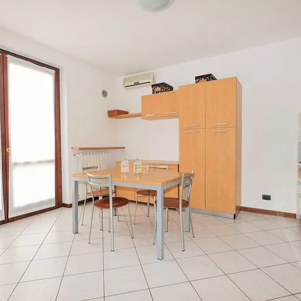 Image 2 - Via Francesco Baracca, 24044 Dalmine BG, Italy - Apartment for rent