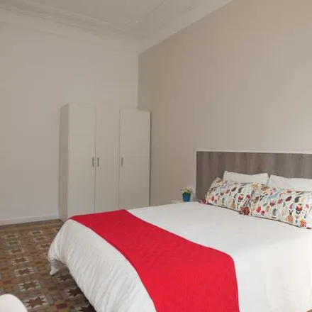 Rent this 5 bed apartment on Balmes - Gran Via in Carrer de Balmes, 08001 Barcelona