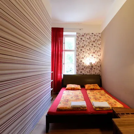 Rent this 1 bed room on Hostel Elf in cyklostezka Staré spojení, 186 00 Prague