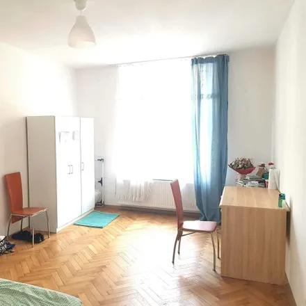 Rent this 3 bed room on Starowiślna 78 in 31-038 Krakow, Poland