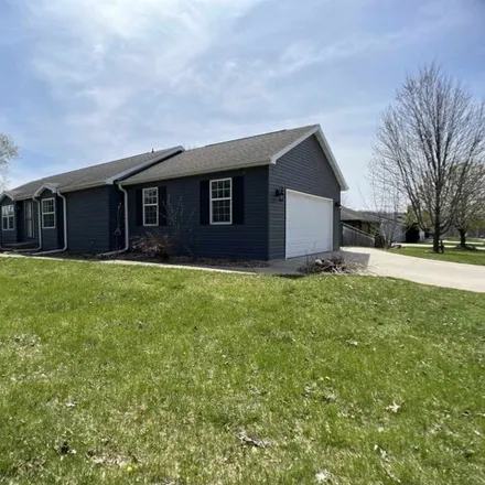 Buy this 3 bed house on 508 East Green Bay Street in Bonduel, Hartland
