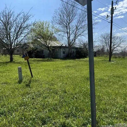 Image 3 - 479 Water Tower Road, Seguin, TX 78155, USA - House for sale