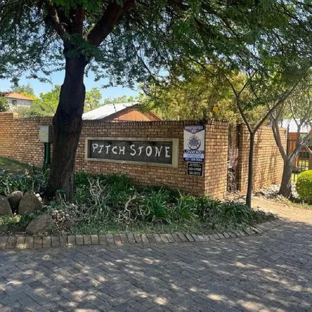 Image 1 - Montrose Avenue, Johannesburg Ward 100, Randburg, 2188, South Africa - Townhouse for rent