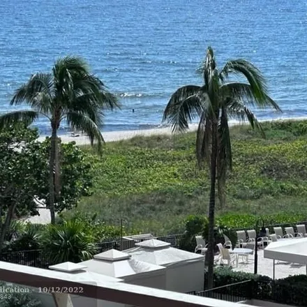 Image 9 - 1850 South Ocean Boulevard, Lauderdale-by-the-Sea, Broward County, FL 33062, USA - Condo for sale