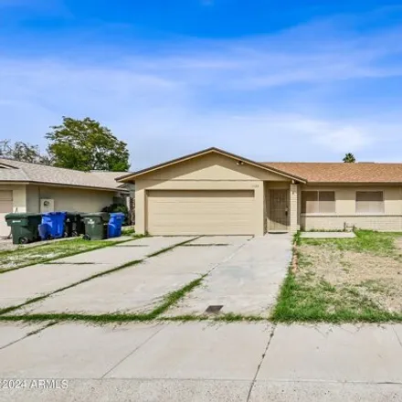 Rent this 3 bed house on 11102 West Turney Avenue in Phoenix, AZ 85037