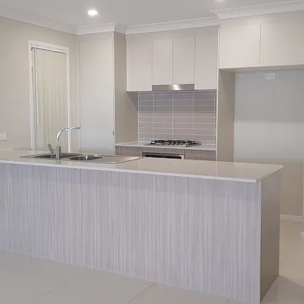 Image 4 - Burghardt Court, Pimpama QLD 4209, Australia - Apartment for rent