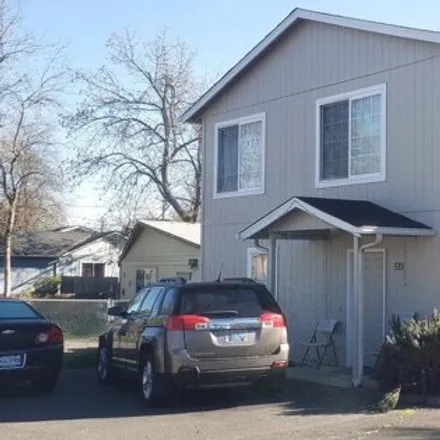 Buy this 5 bed house on 523 South Columbus Avenue in Medford, OR 97501