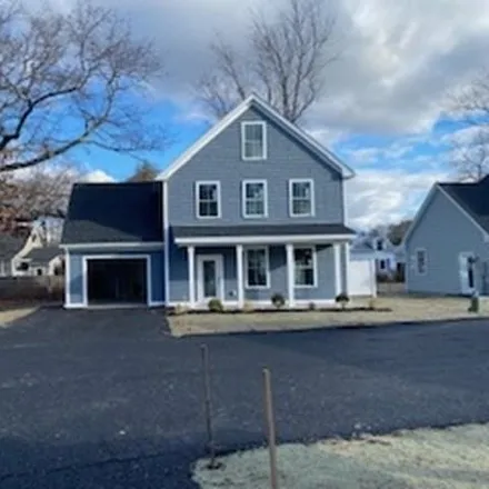 Buy this 3 bed condo on 37 New Rochester Road in Dover, NH 03820