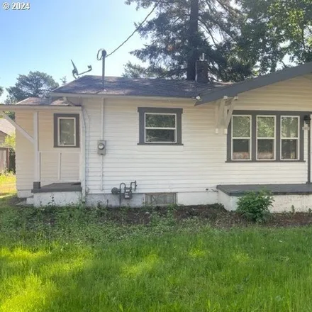 Buy this 2 bed house on 3410 Southeast 119th Avenue in Portland, OR 97266