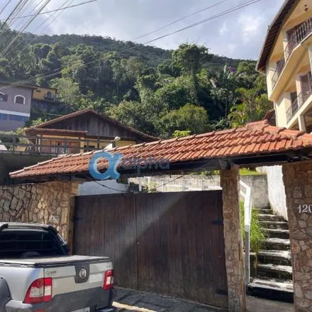 Buy this 4 bed house on Servidão Manoel Pedro Siqueira in Siméria, Petrópolis - RJ