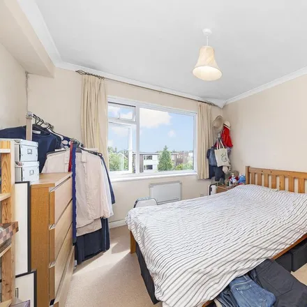 Image 3 - Dolphin Court, 12-16 Southey Road, London, SW19 1PH, United Kingdom - Apartment for rent
