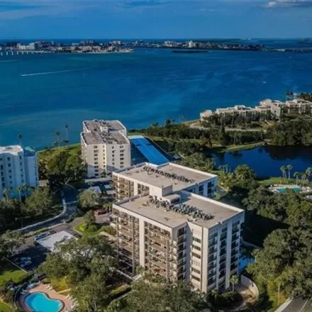 Image 1 - 136 Belleview Boulevard, Belleair, Pinellas County, FL 33756, USA - Condo for sale