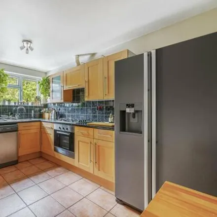 Buy this 3 bed townhouse on unnamed road in London, W7 1LW