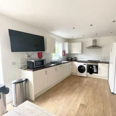 Rent this 6 bed house on 54 Middle Street in Beeston, NG9 2AR