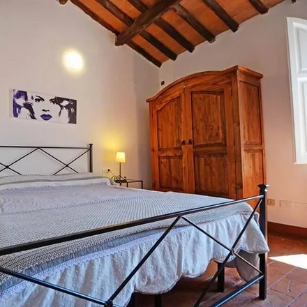 Rent this 1 bed apartment on 55054 Massarosa LU