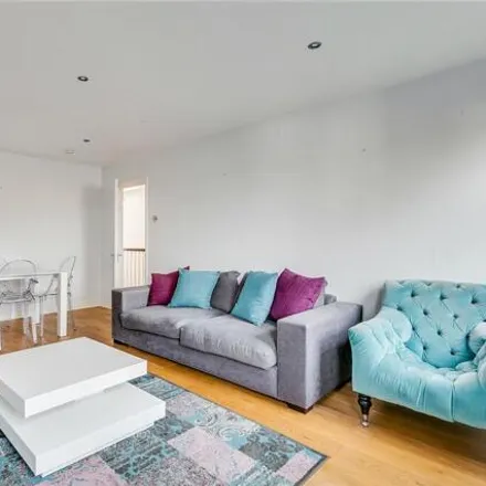 Rent this 2 bed room on 26 Stanhope Gardens in London, SW7 5QX