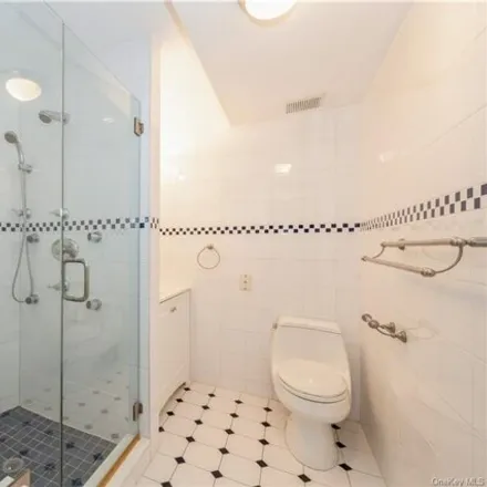 Image 6 - 410 East 73rd Street, New York, NY 10021, USA - Apartment for sale