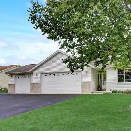 Buy this 4 bed house on 543 Island View Circle in Hustisford, Dodge County