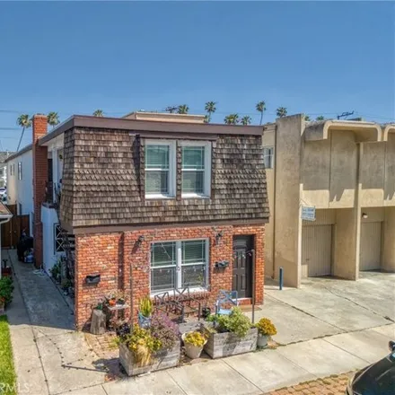 Image 4 - 138 7th St, Seal Beach, California, 90740 - House for sale