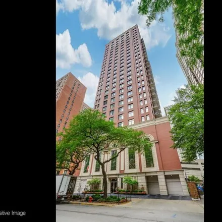 Buy this 3 bed condo on 1122 North Dearborn in 1122 North Dearborn Street, Chicago