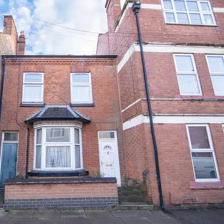 Rent this 4 bed room on 2 Hazel Street in Leicester, LE2 7JN