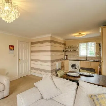 Image 3 - Birchley House, Birchfield Road, Redditch, B97 4LZ, United Kingdom - Apartment for sale