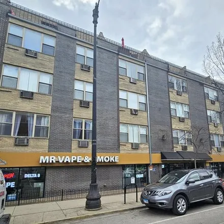 Rent this 1 bed apartment on 2246-2252 North Lincoln Avenue in Chicago, IL 60614