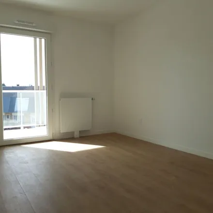 Rent this 2 bed apartment on 7 Rue Jean Jaurès in 59810 Lesquin, France