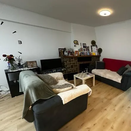 Rent this 1 bed apartment on 1040 Etterbeek