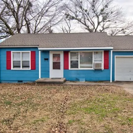 Buy this 2 bed house on 4727 West Broadway Street in Muskogee, OK 74401
