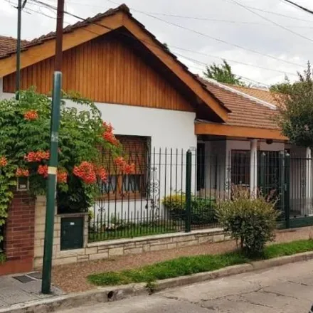 Image 1 - Patricios 112, Lomas del Millón, B1704 EKI Ramos Mejía, Argentina - House for sale