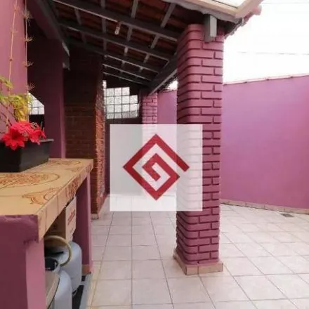 Buy this 4 bed house on Travessa Piedade in Jardim Santo Antônio, Santo André - SP