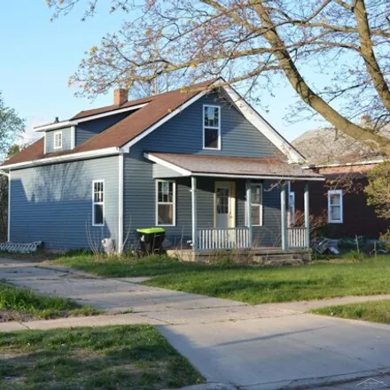 Buy this 3 bed house on 1490 Colorado Street in Midland, MI 48642