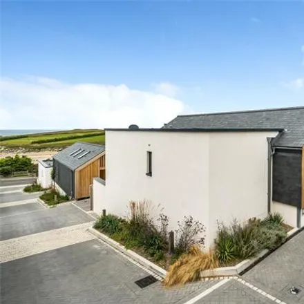 Buy this 5 bed house on Porth Parade in Porth, TR7 3JZ