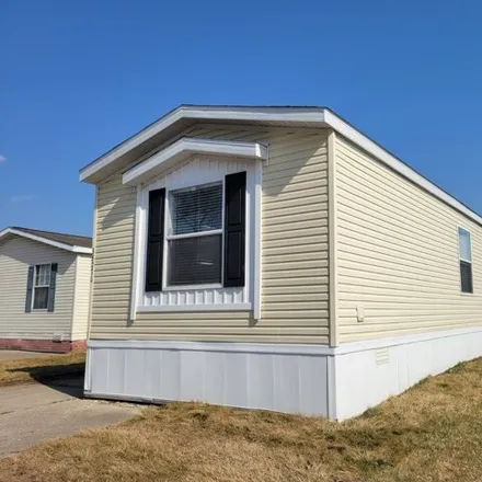 Buy this studio apartment on 38084 Le Chateau Boulevard in Clinton Township, MI 48038